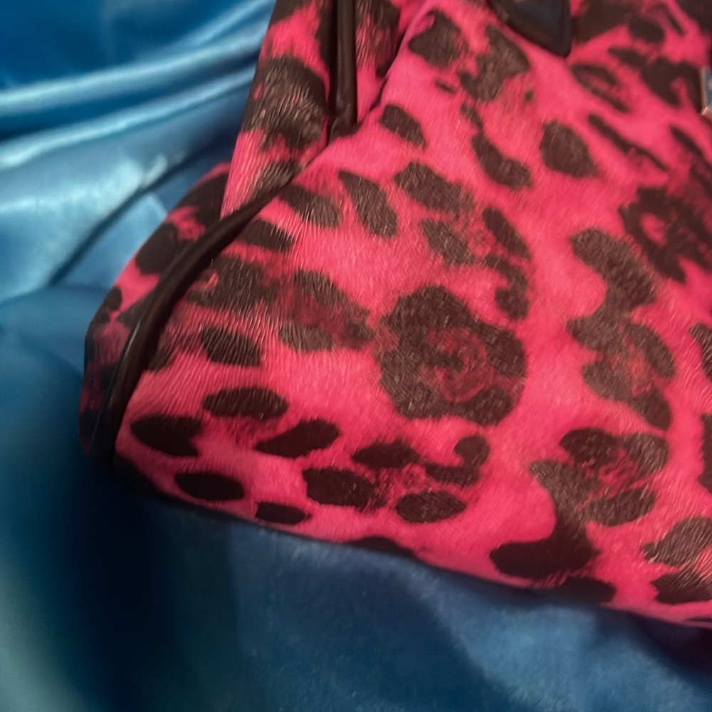 EUC Pink Leopard Print Purse - Picture 7 of 7